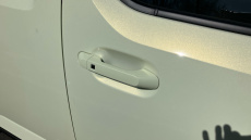 Hyundai INSTER 85kW 02 49kWh 5dr Auto Electric Hatchback